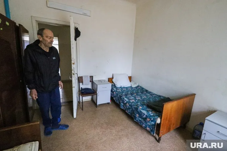 Свердловчанин отметил плесень на потолках диспансера (архивное фото)