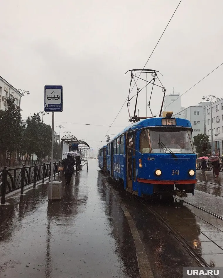 Ливневая система города не справляется со стихией