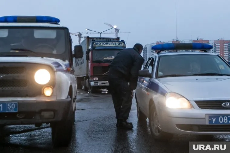 Югорские силовики разогнали несанкционированные акции протеста дальнобойщиков в регионе