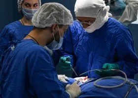 Красноярские врачи вынуждены использовать дрели во время операций