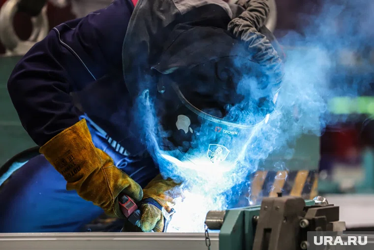 В регионе сварщикам предлагают заработную плату до 200 тысяч рублей
