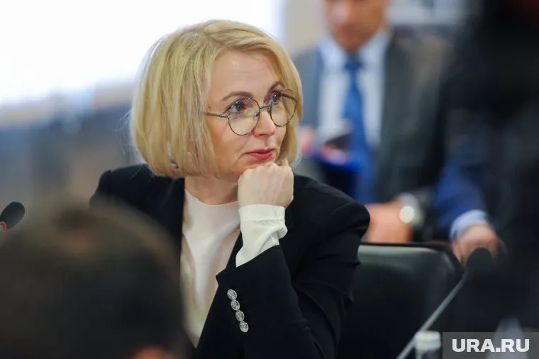 Ирина Гехт дала понять Антону Шарпилову, что ему лучше оставить пост