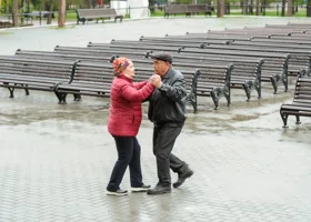 В Нижневартовске готовят ретро-вечер и экскурсию с воображаемой лопатой