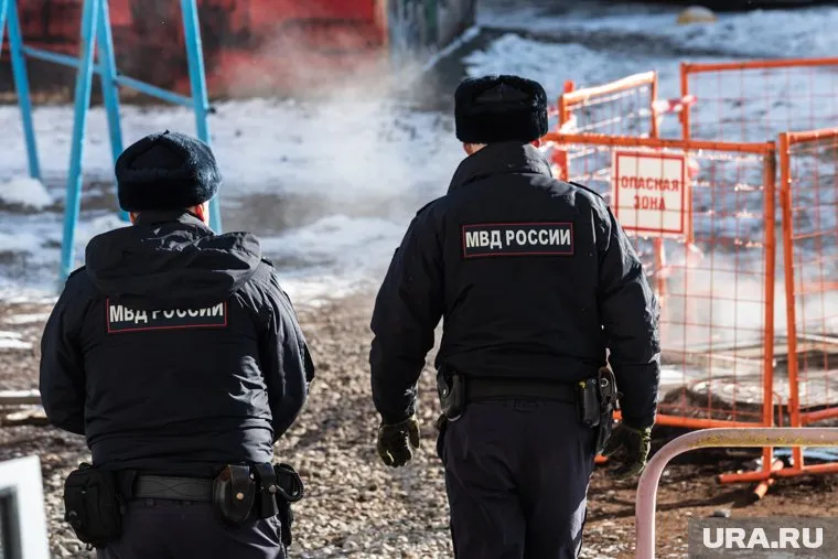 Силовики уже прибыли на место (архивное фото)