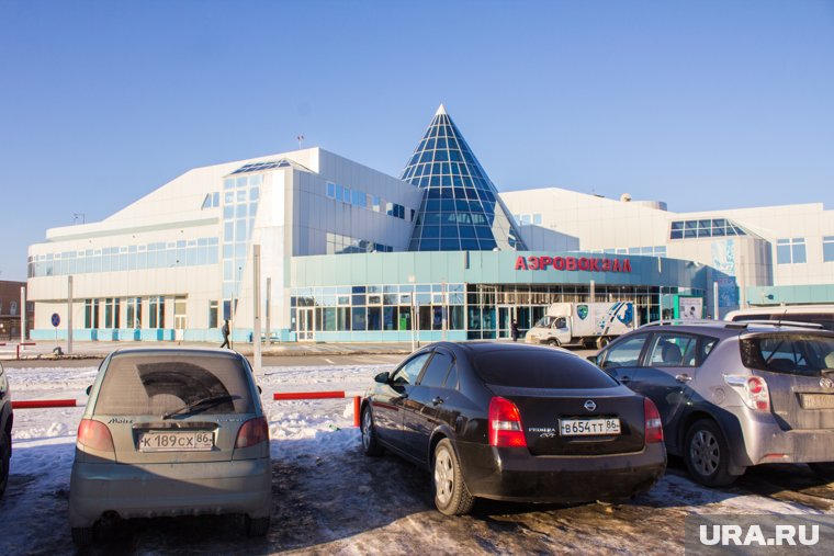 В Ханты-Мансийске решили перестроить площадь аэропорта