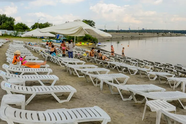 Частный пляж «Западный». Челябинск