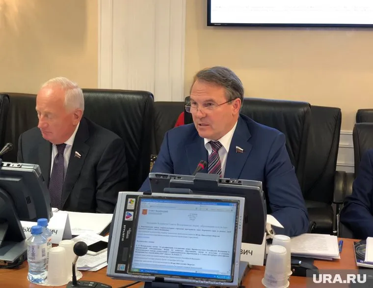 Морозов назвал Борислава Березу «животным» и предложил дистанцию для дуэли — 100 метров