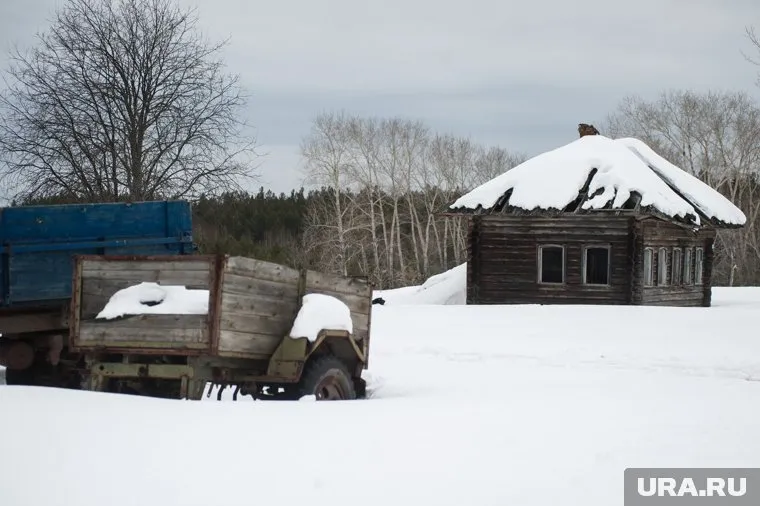 С поселка переселили 37 семей