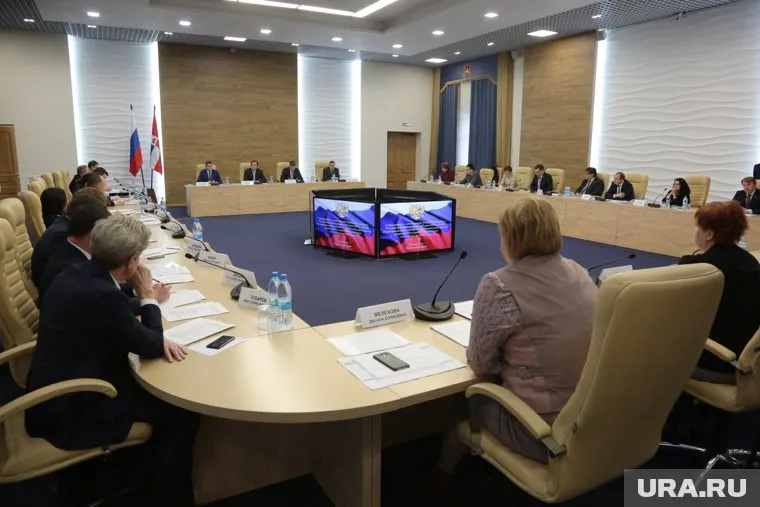 Чиновники получили нагоняй от губернатора