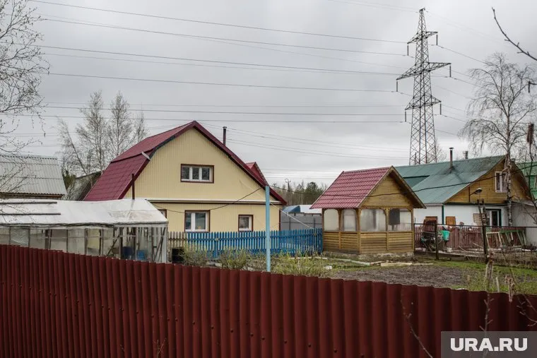 В Югре массово банкротят за долги садовые кооперативы