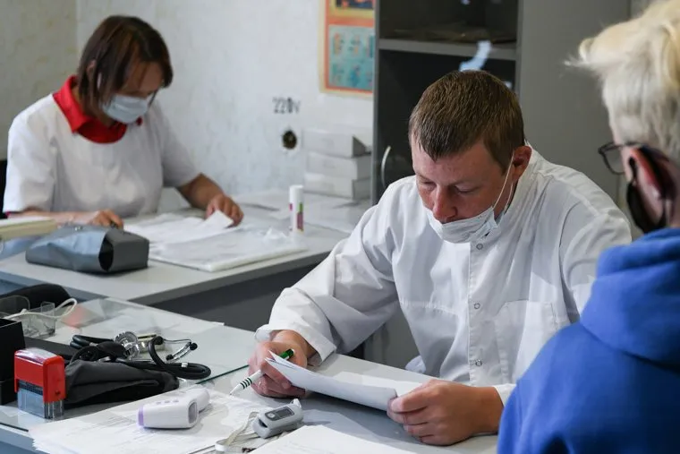 Вакцинация от COVID-19 в УгЛТУ. Екатеринбург