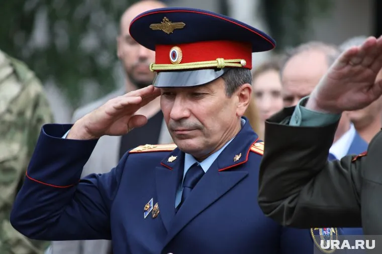 По данным источников, Дмитрий Цымбаленко переводится на равнозначную должность в ЯНАО