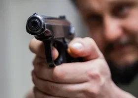 После стрельбы возле ЖК «Тихвин» в Екатеринбурге возбуждено уголовное дело