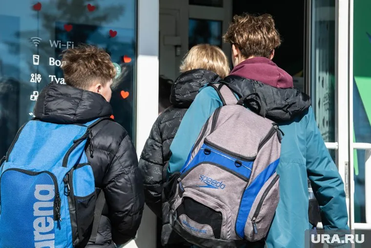 Размер выплаты школьникам увеличился на 1095 рублей