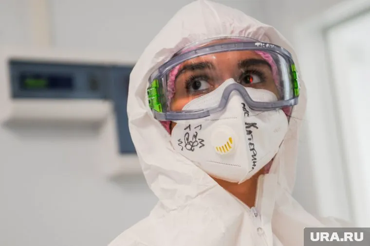 Максимум смертей от коронавируса обновляется в РФ четвертый день подряд