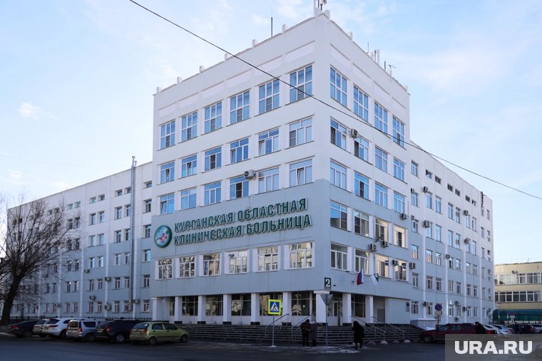 В Кургане освятили больничное отделение по просьбе сотрудников