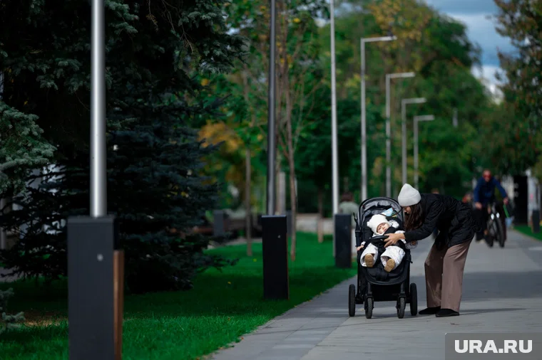 Жителей Москвы и Санкт-Петербурга ждут последние тёплые выходные в начале октября