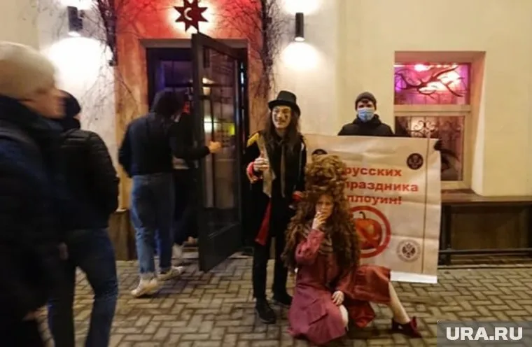 Оппоненты сперва чуть не подрались, но потом стали общаться