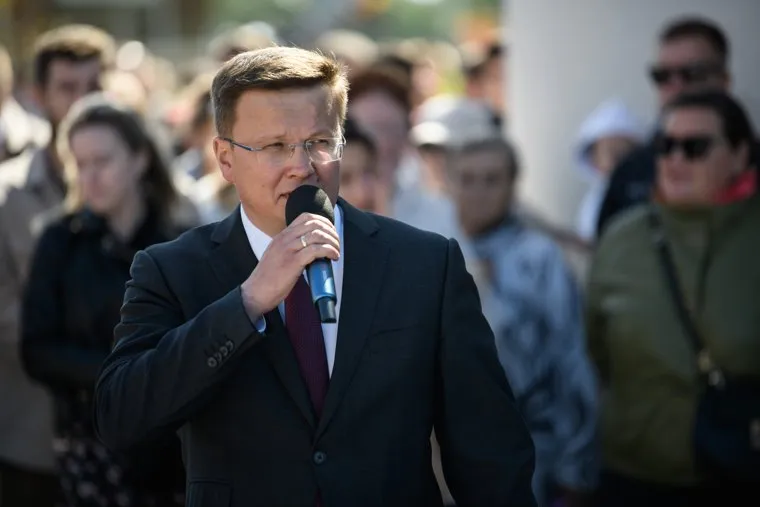 День знаний в школе № 133 Академическогор района. Екатеринбург 