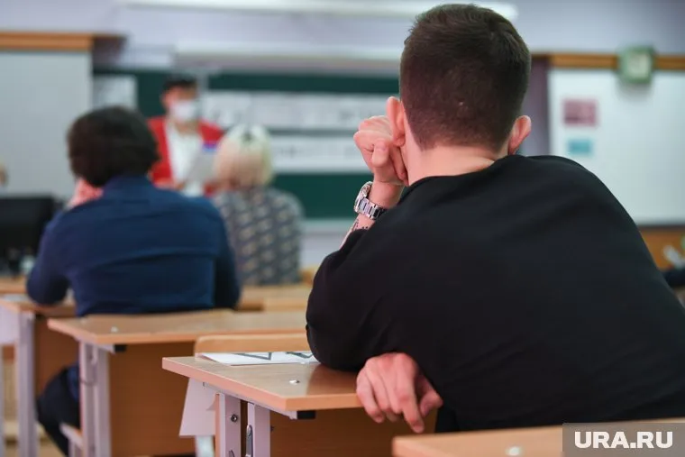 Родители школьников считают, что английский пригодится будущим инженерам