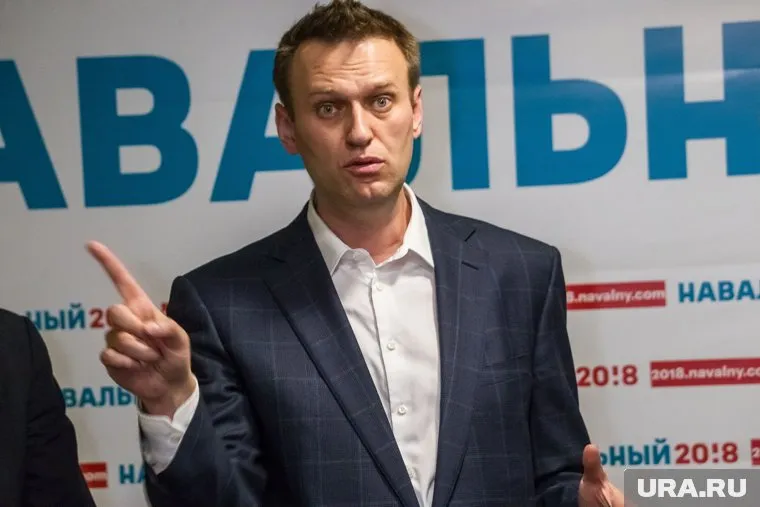 Алексей Навальный собирал деньги непонятно для кого