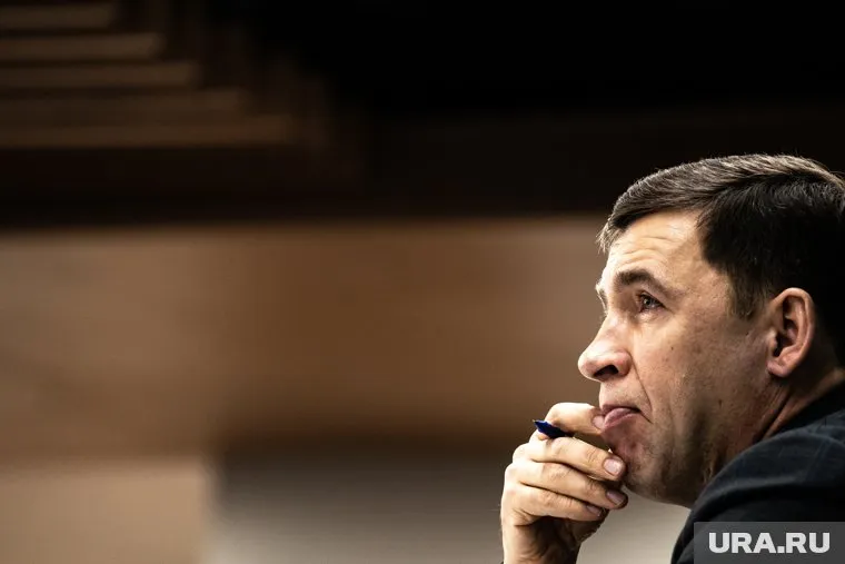 Принимая решение, Евгений Куйвашев советовался с экономистами и эпидемиологами