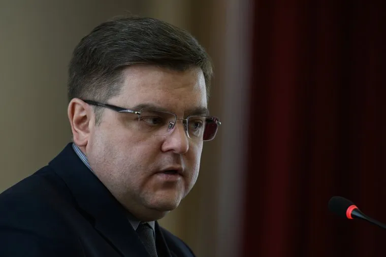 Общественные слушания по внесению изменений в муниципальный устав. Екатеринбург