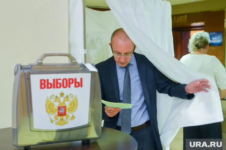 В Кремле выбирают самый выгодный образ для главного кандидата на президентских выборах