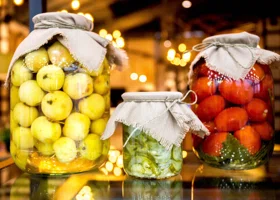 Количество заразившихся ботулизмом в Москве увеличилось