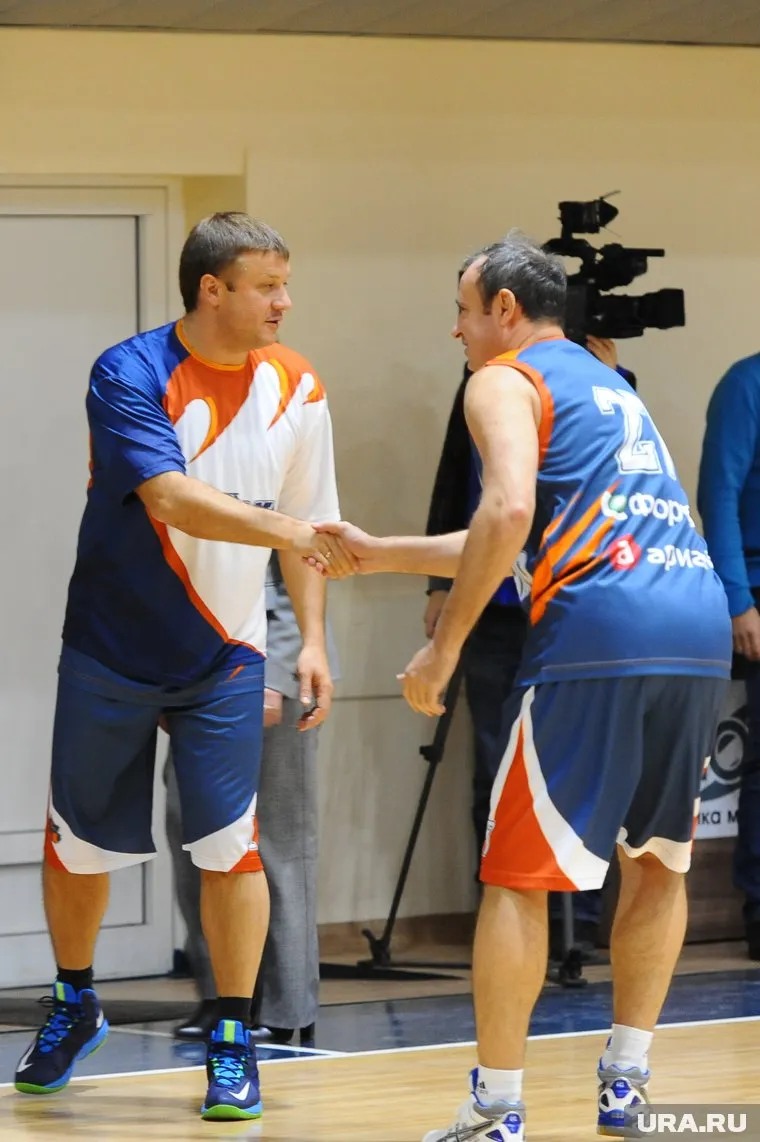 Николай Сандаков (слева) уже покинул колонию, теперь дело за Вячеславом Истоминым (справа)