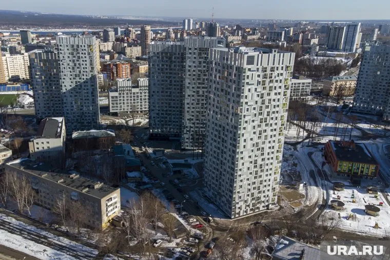 Жители ЖК рассказывают, что воры велосипедов часто работают парами