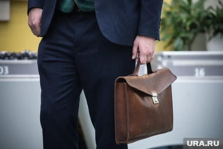 Депутат думы Сургута Андрей Саликов оказался от мандата на фоне слухов о его переходе в мэрию