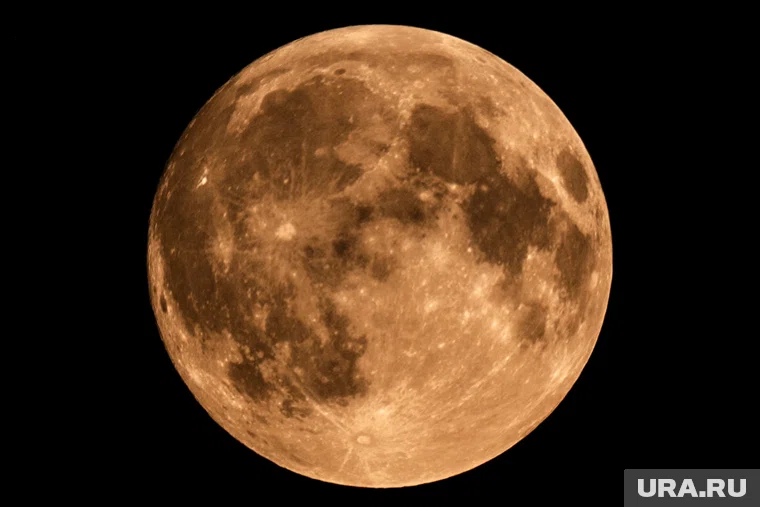 Для наблюдений не нужно никаких специальных приборов