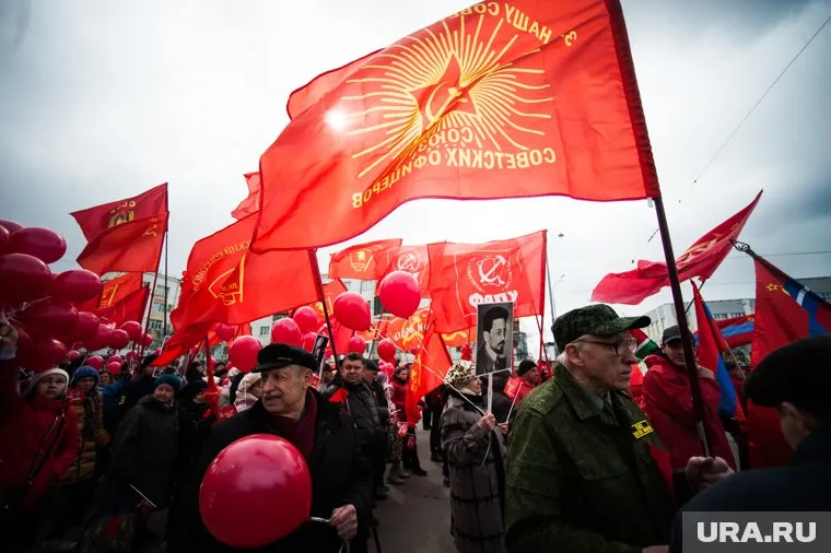 В этом году традиционных первомайских демонстраций не будет, но на локальных мероприятиях ждут не менее 100 тысяч человек
