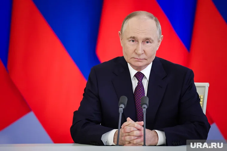 Владимир Путин посещает пермь с рабочим визитом