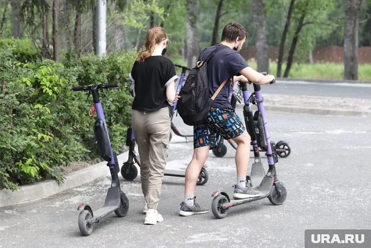 Для некоторых челябинцев электросамокат становится источником проблем