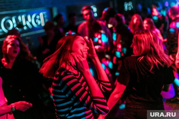 В Подмосковье приостановили работу ночных заведений