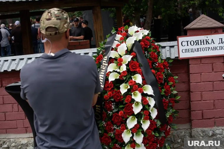 Люди стремятся сэкономить на погребении из-за подорожания похоронной атрибутики