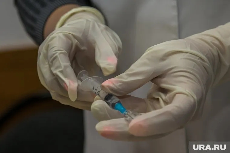 Минздрав остановил вакцинацию по всему Прикамью