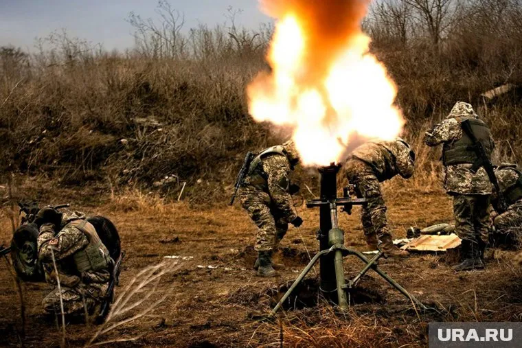 Украинские войска обстреливают ДНР из минометов