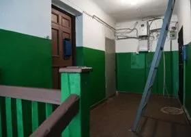 Что известно о свердловчанине, чья дочь задохнулась в кроватке