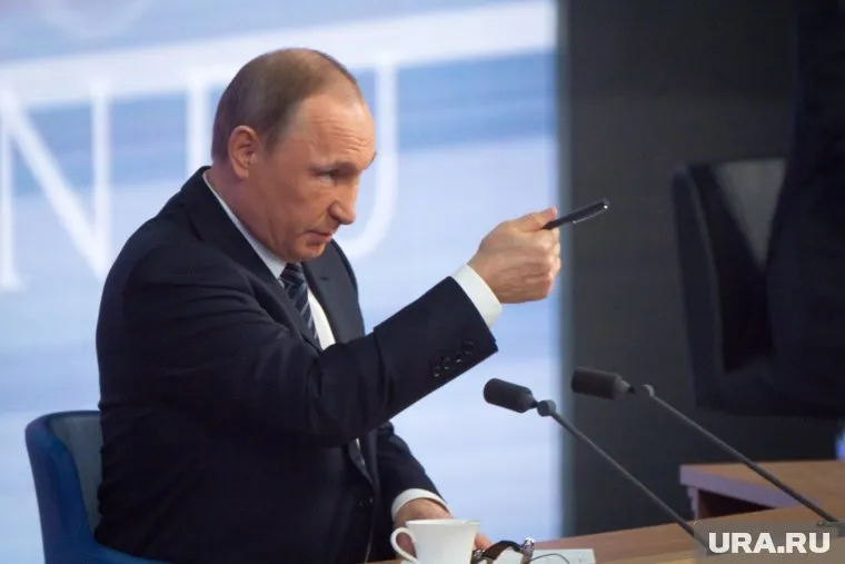 14 июля Владимир Путин подписал почти 100 законов