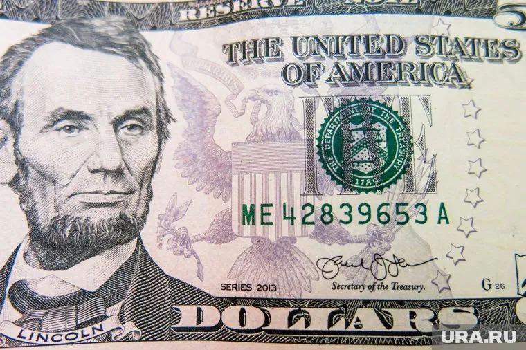 Пользователи соцсетей считают, что денег на выплаты у США может не оказаться