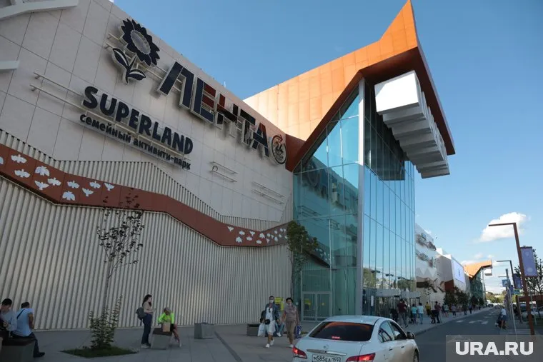 Кафе находится на втором этаже ТРЦ «Планета»