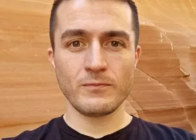 Собравшийся взять интервью у Путина журналист Фридман столкнулся с атакой БПЛА в Москве