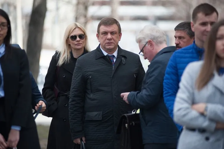 Отделение ЕР на Розы Люксембург (необработанные). Екатеринбург