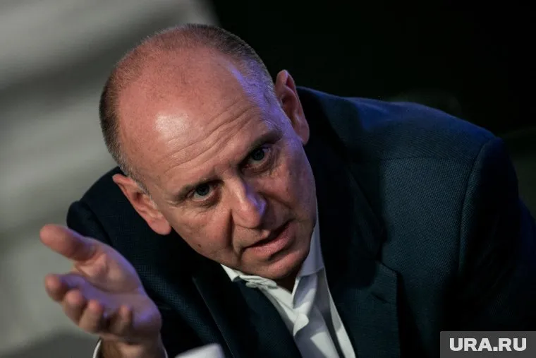 Дмитрий Пумпянский еще в мае оспорил санкции ЕС в суде