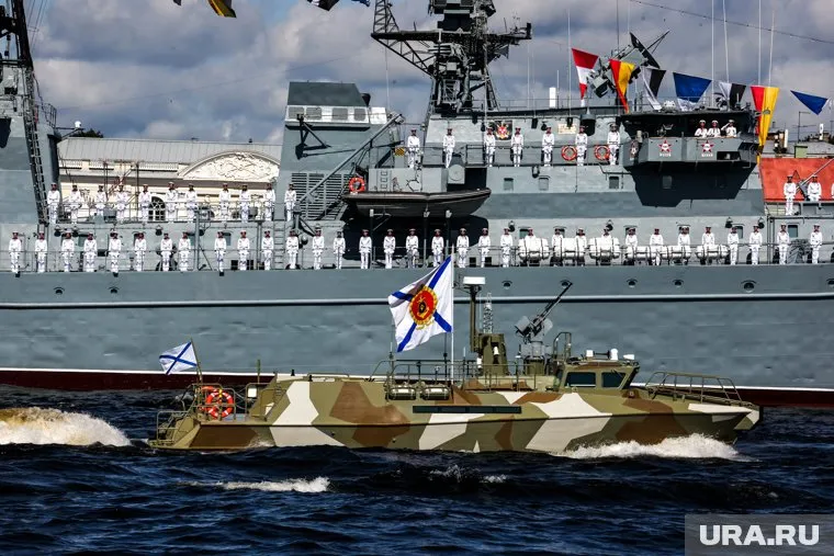 В Петербурге морской парад на Неве проводиться не будет