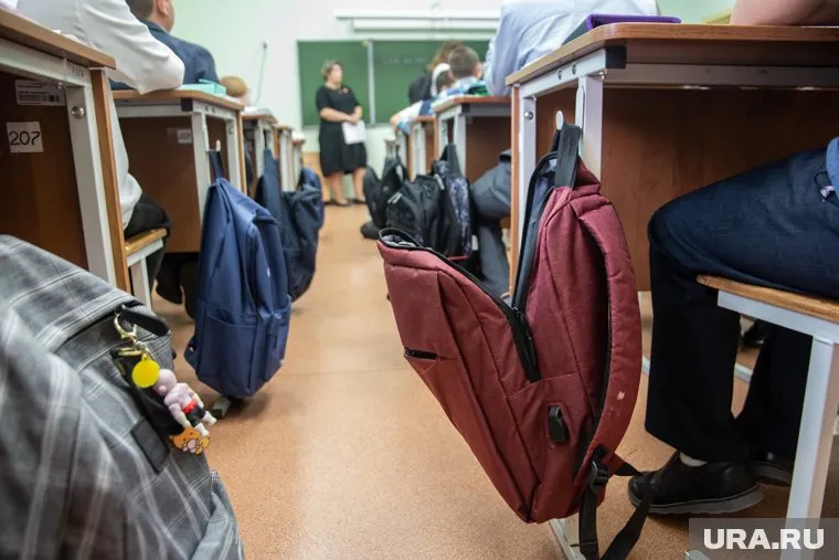 Учебное расписание согласовывается с родительским советом школы