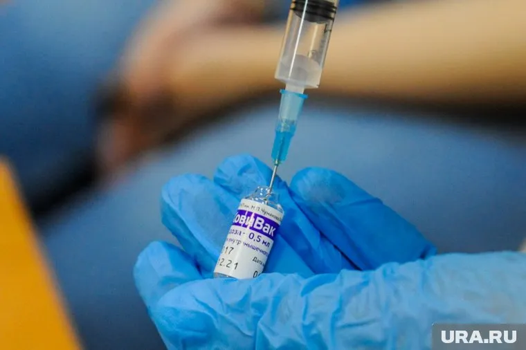 Штамм «Дельта» способен мутировать и стать неуязвимым для антител, считают ученые